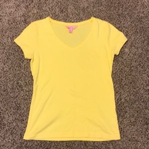 5/ $25 ‼️ Lilly Pulitzer Tee